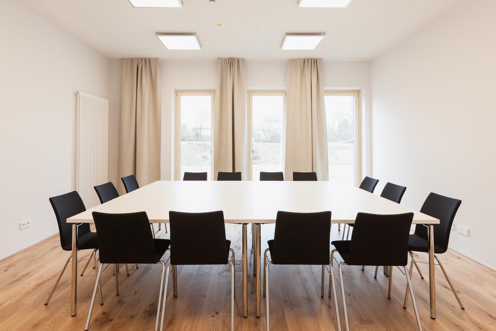 Bader Hotel Vaterstetten Bagian luar foto