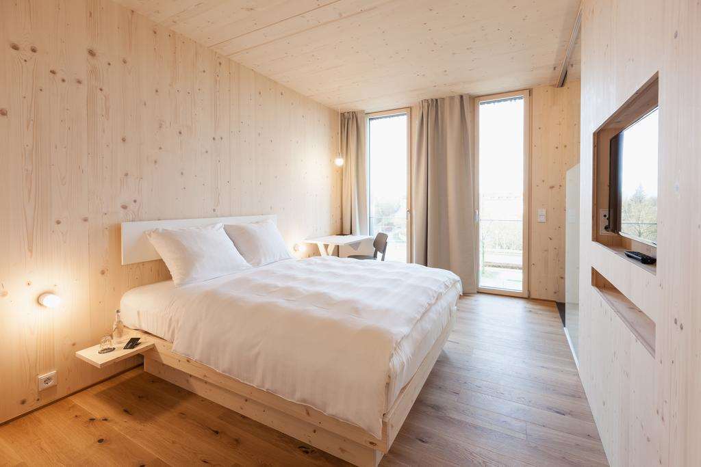 Bader Hotel Vaterstetten Ruang foto